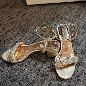 badgley mischka bridal shoes size 7